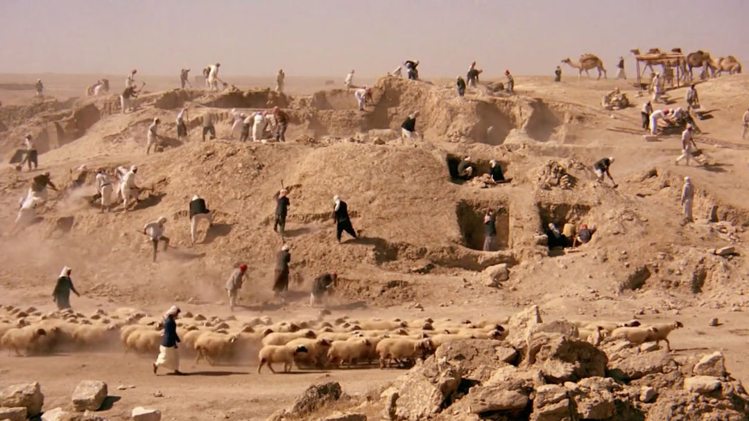 IMAGE: Still - Northern Iraq people digging